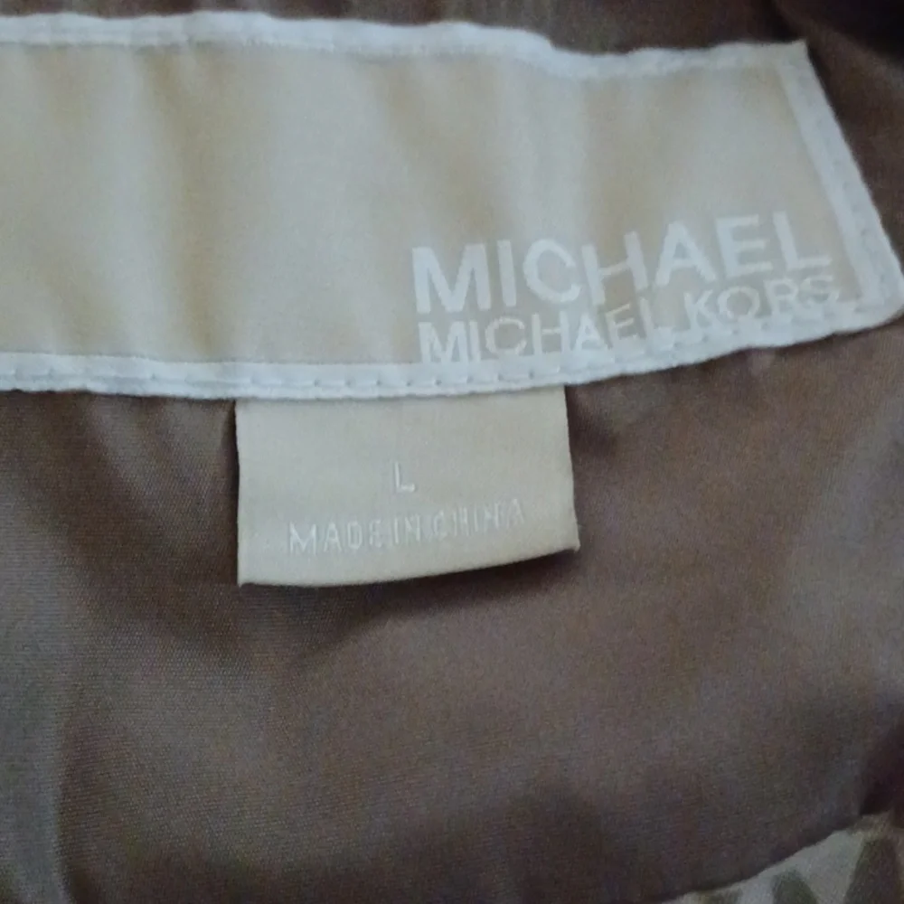Michael Kors Womens Quilted Jacket - Picture 6 of 6